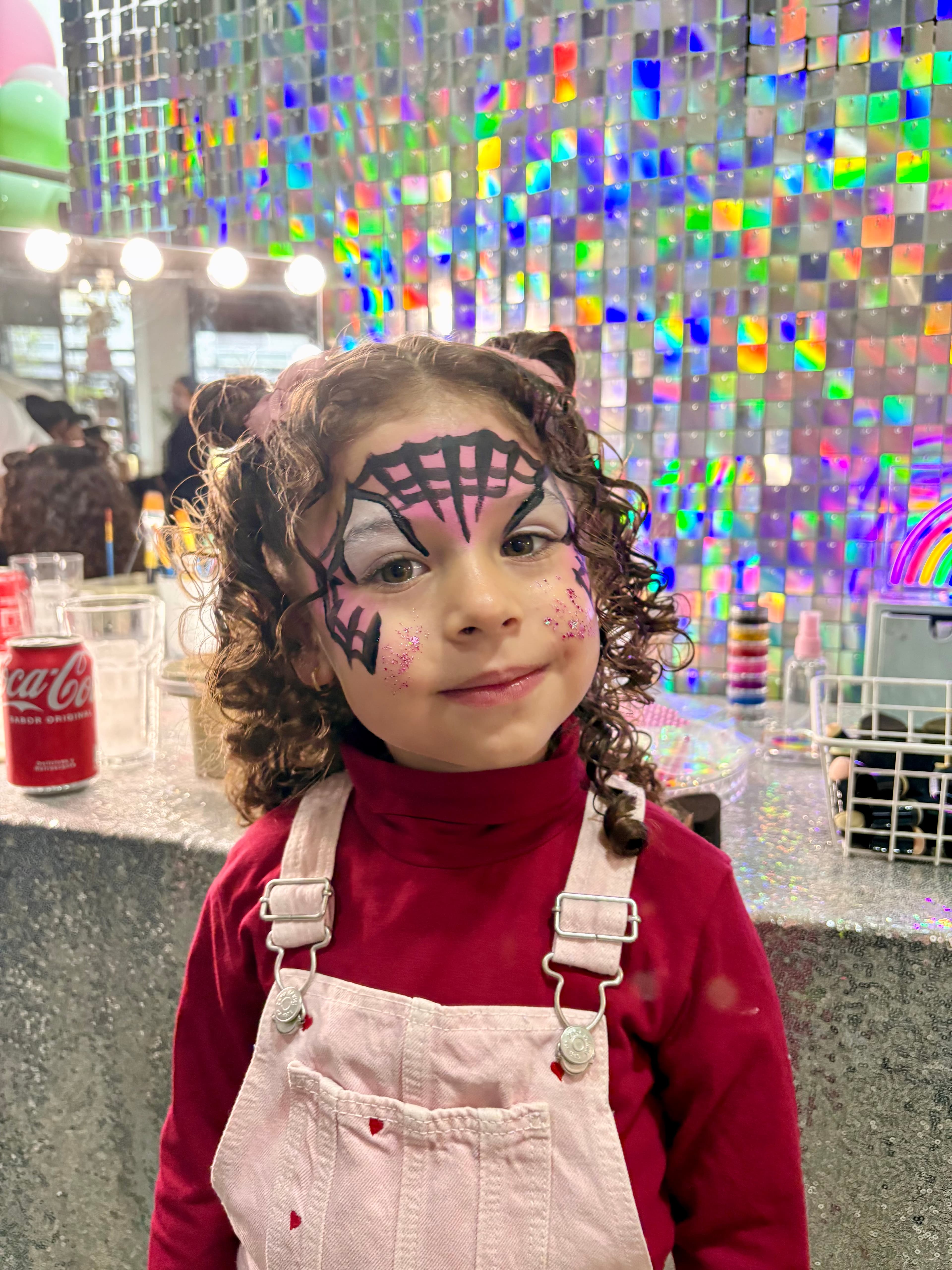 Cierre de galería con servicio integral para eventos